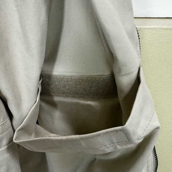 Tilley Utility Pocket Safari Lightweight Outdoor Hiking Travel Vest Nylon Tan L - Picture 12 of 15